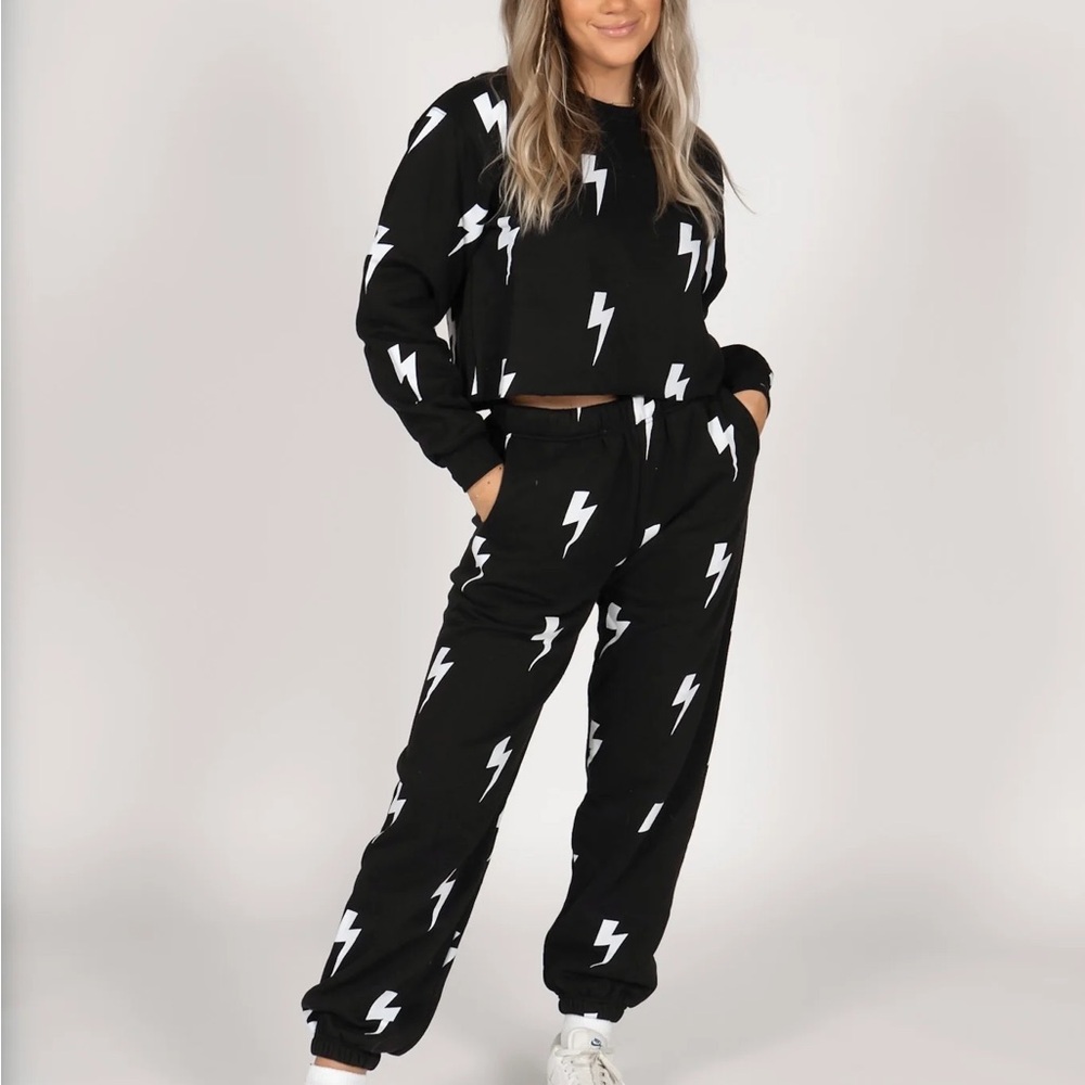 Stylish Black Lounge Set with Lightning Bolt Pattern